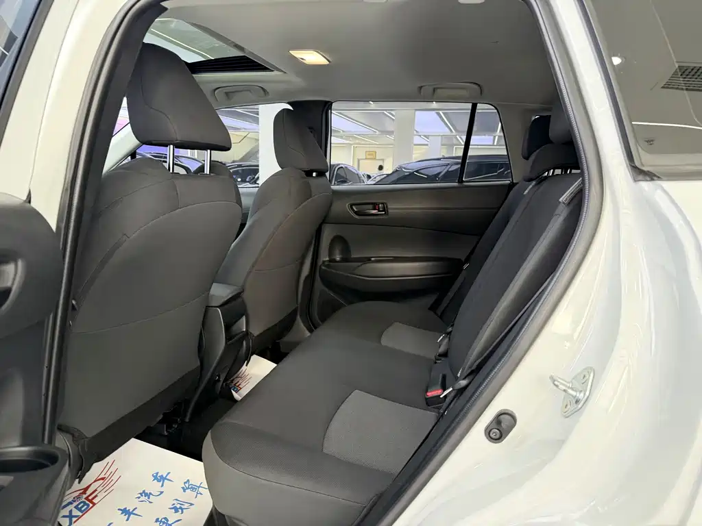 Toyota Frontlander — миниатюра 7