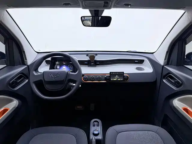 Wuling MINIEV — миниатюра 9