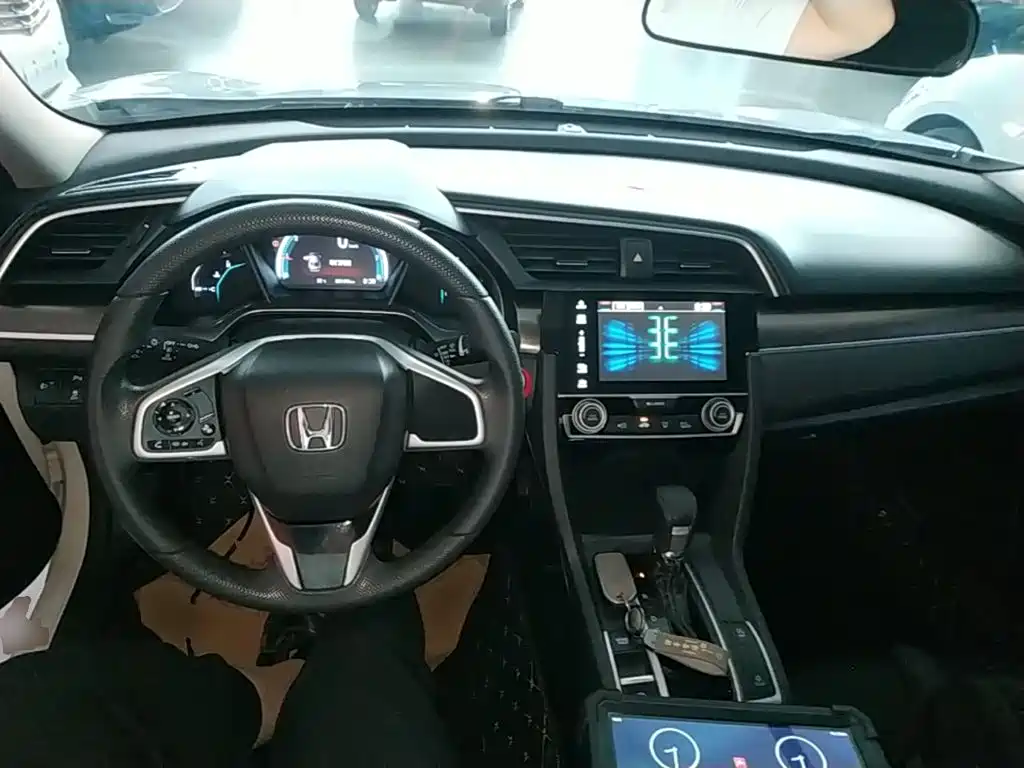 Honda Civic — миниатюра 10