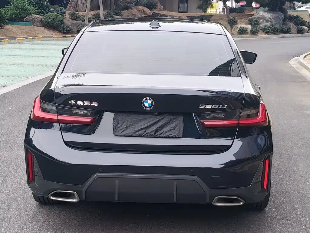 BMW 3 Series — миниатюра 17