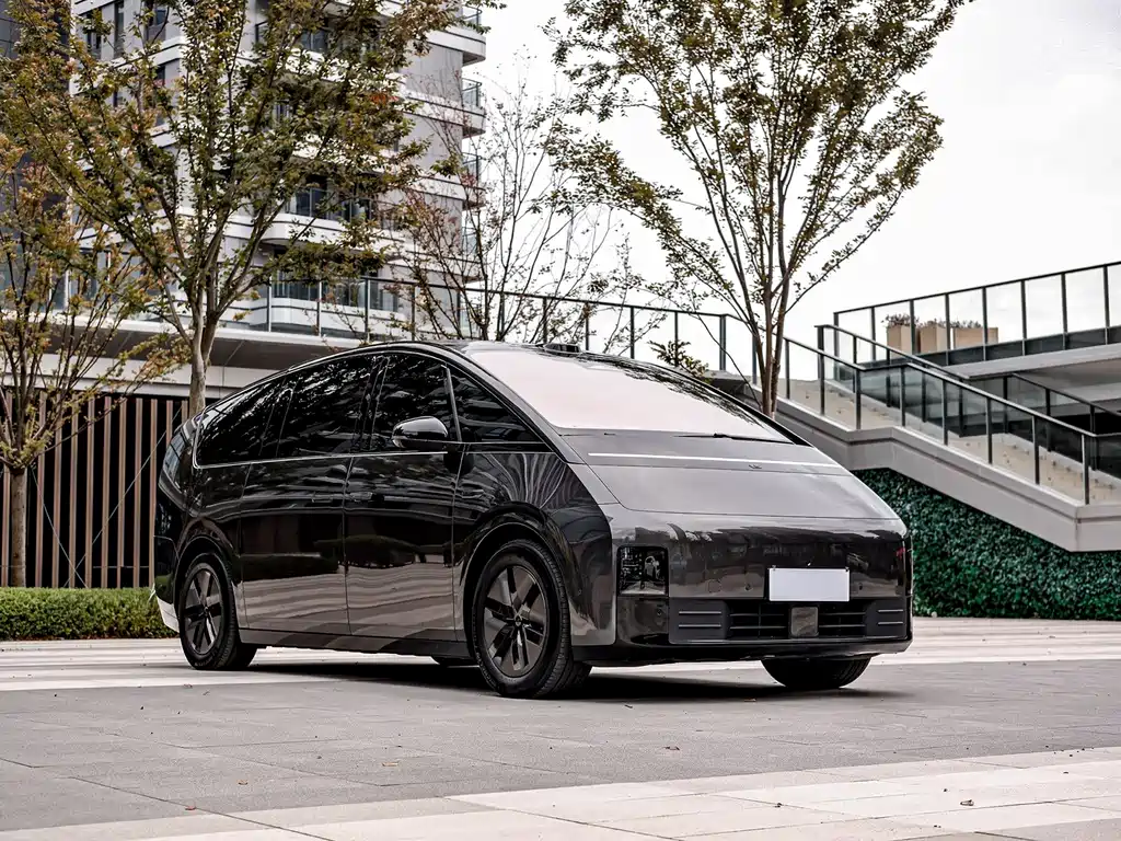 Li Auto Li MEGA — миниатюра 3
