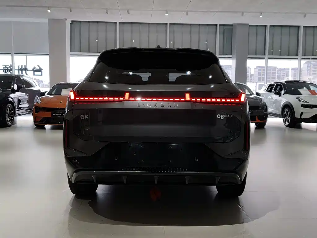 Lynk & Co 08 EM-P — миниатюра 17