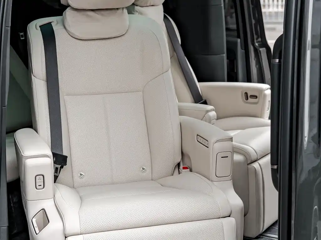 Li Auto Li MEGA — миниатюра 18