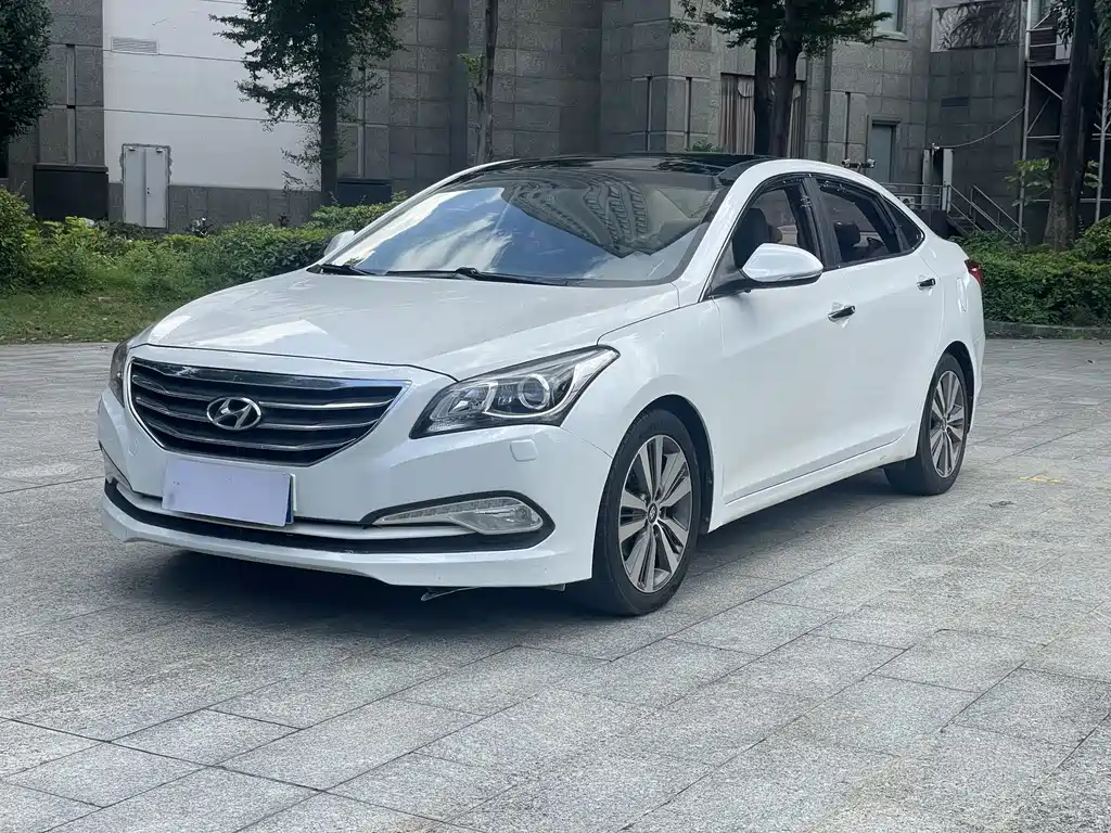 Hyundai Mistra 2015