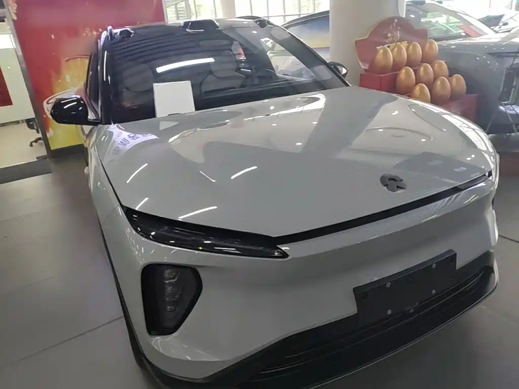 NIO ES6 — миниатюра 4