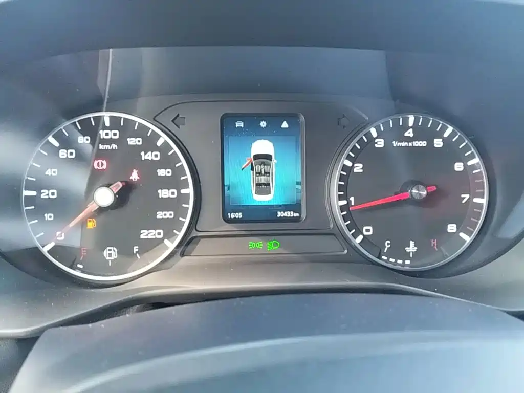 Roewe i5 — миниатюра 12