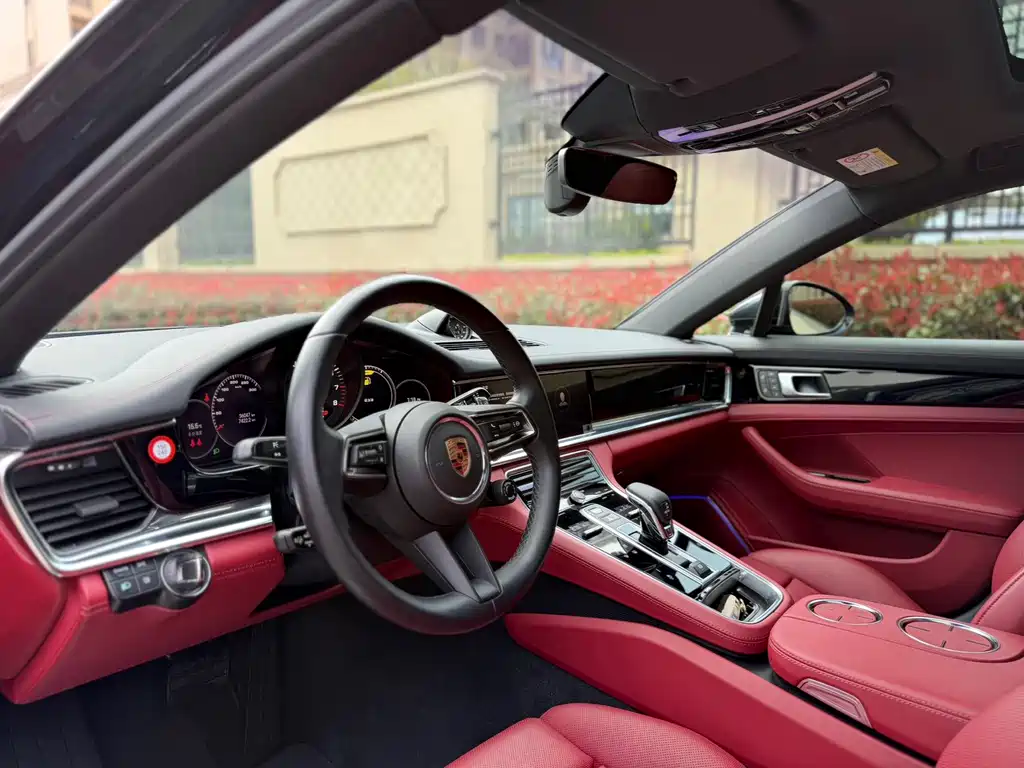 Porsche Panamera — миниатюра 10