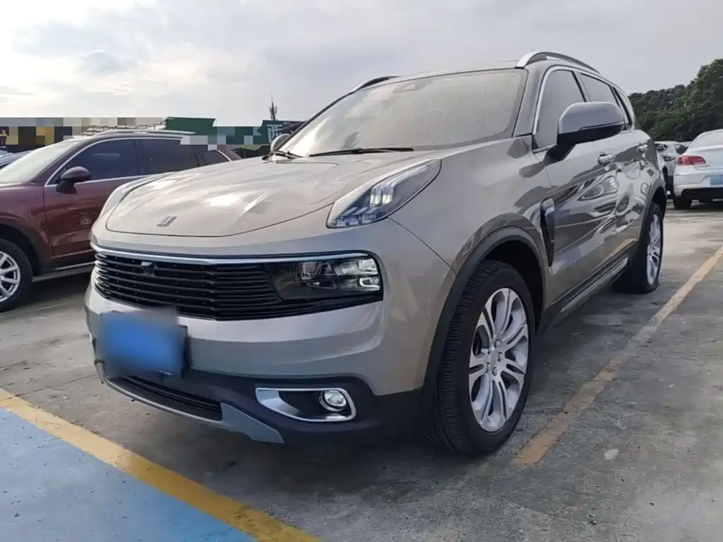 Lynk & Co 01 — миниатюра 2