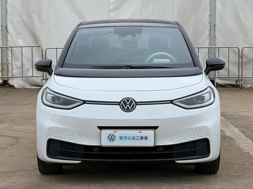 Volkswagen ID.3 — миниатюра 2