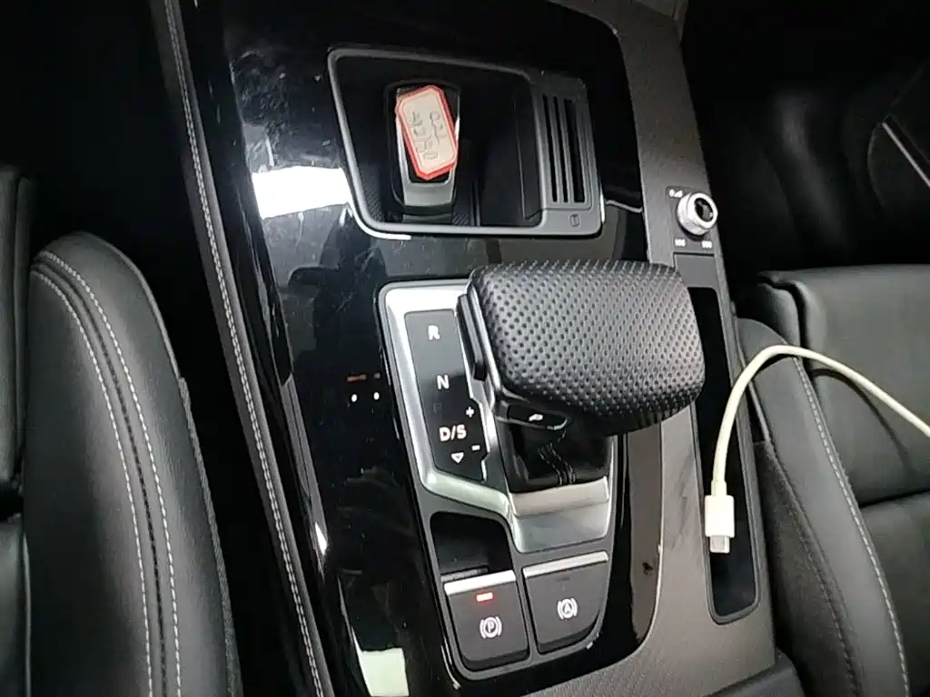 Audi Q5L — миниатюра 19