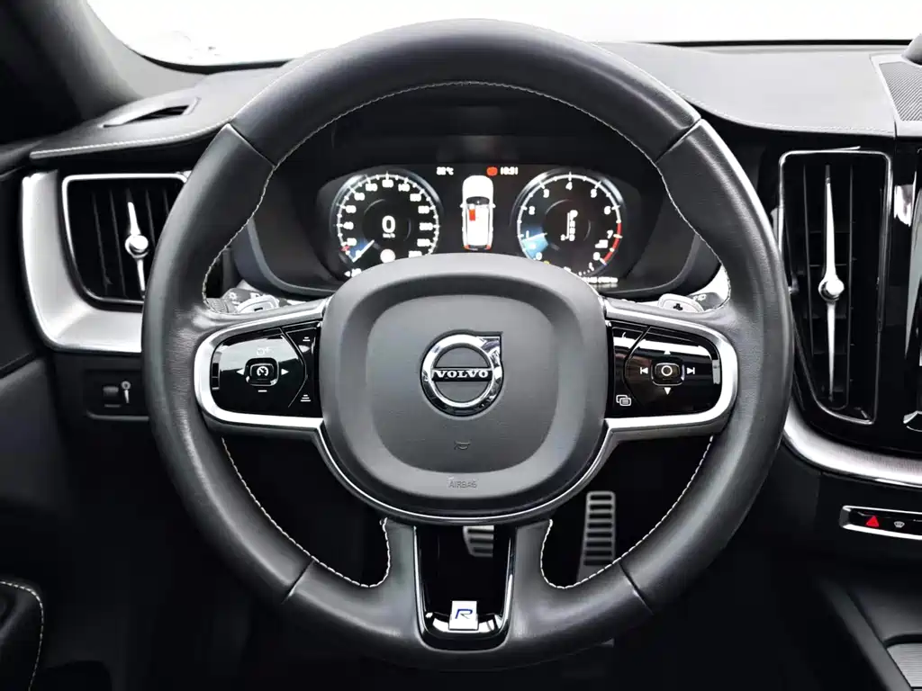 Volvo XC60 — миниатюра 13