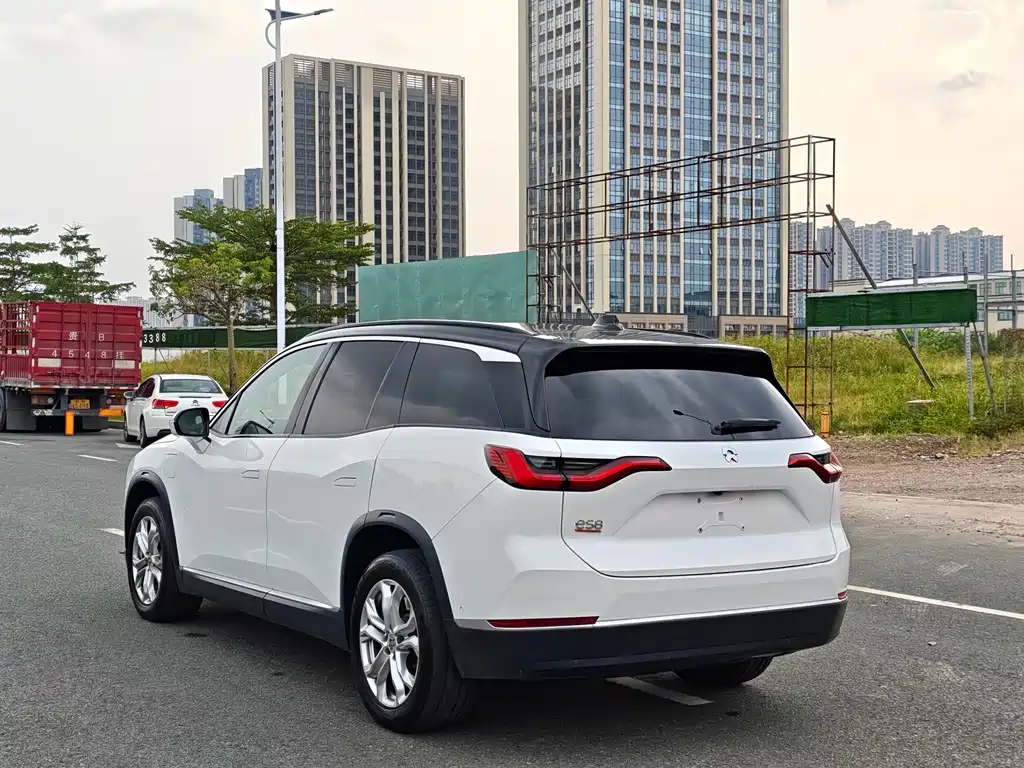 NIO ES8 — миниатюра 10