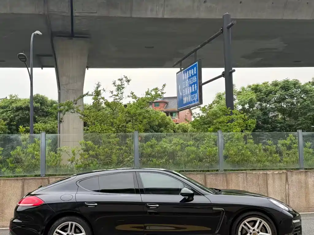 Porsche Panamera 2014 Panamera 3.0T