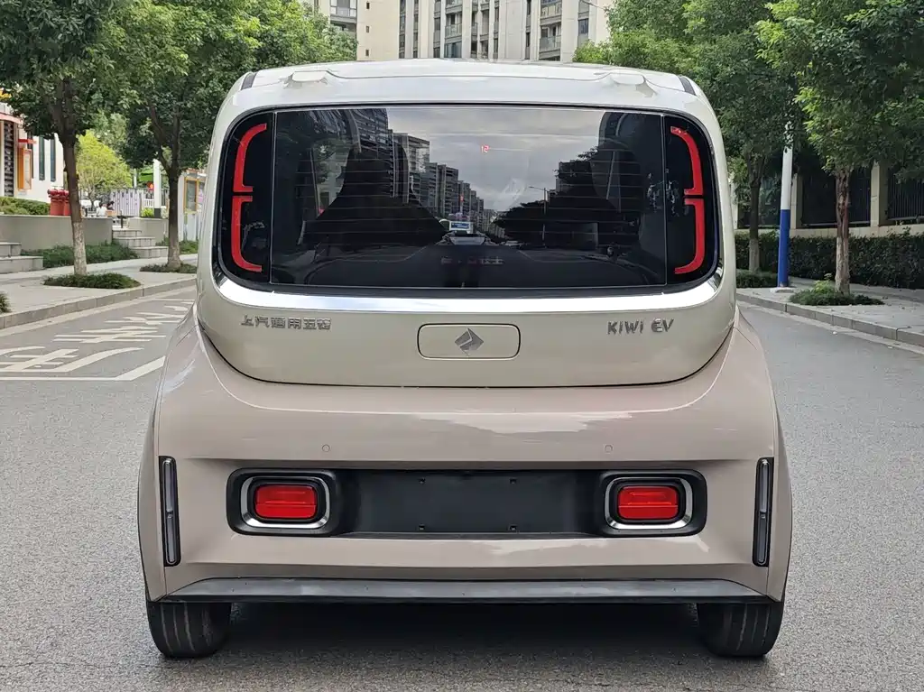 Baojun KiWi EV — миниатюра 4