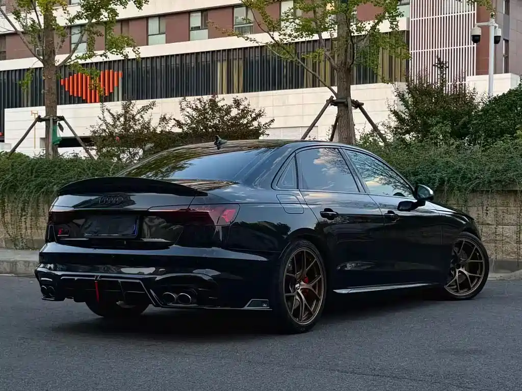 Audi S4 — миниатюра 4