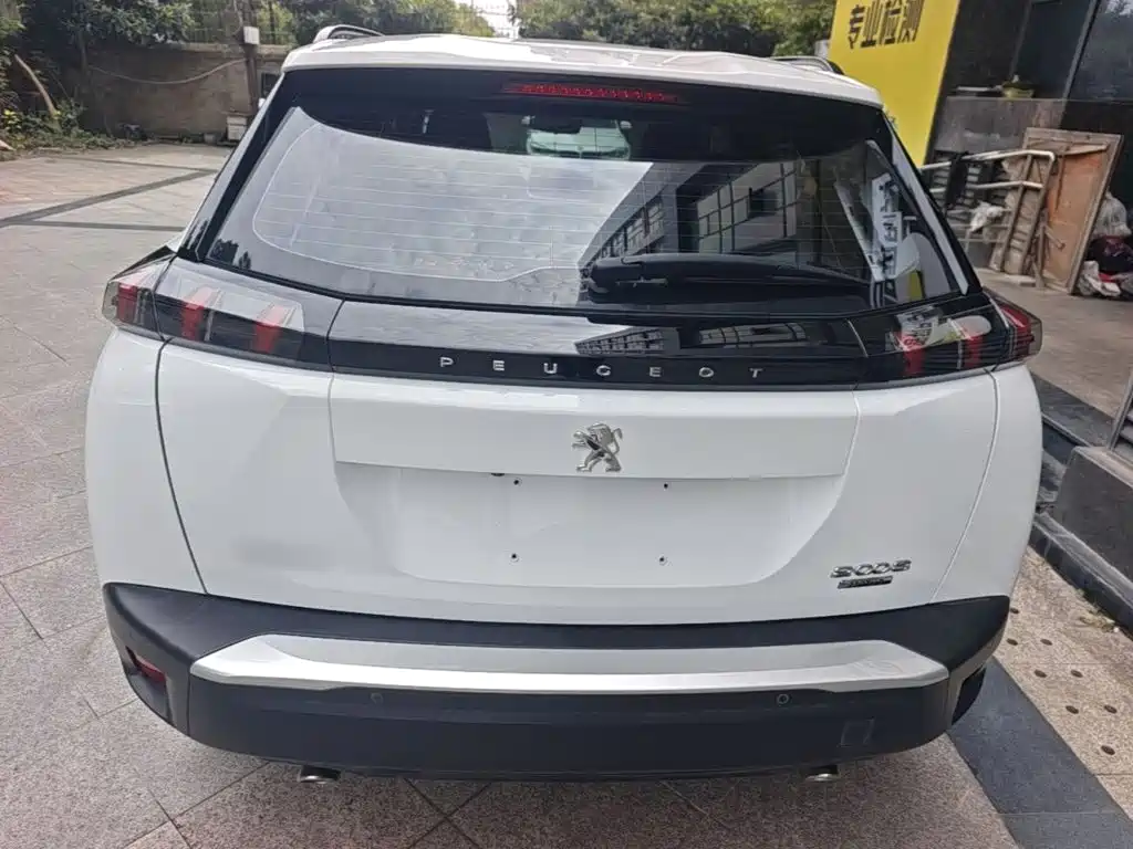 Peugeot 2008 — миниатюра 6
