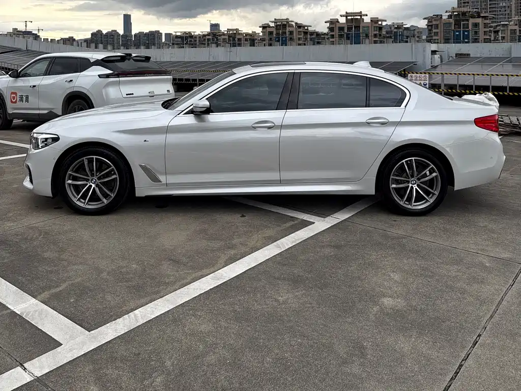BMW 5 Series 5 2020 525Li M Sport