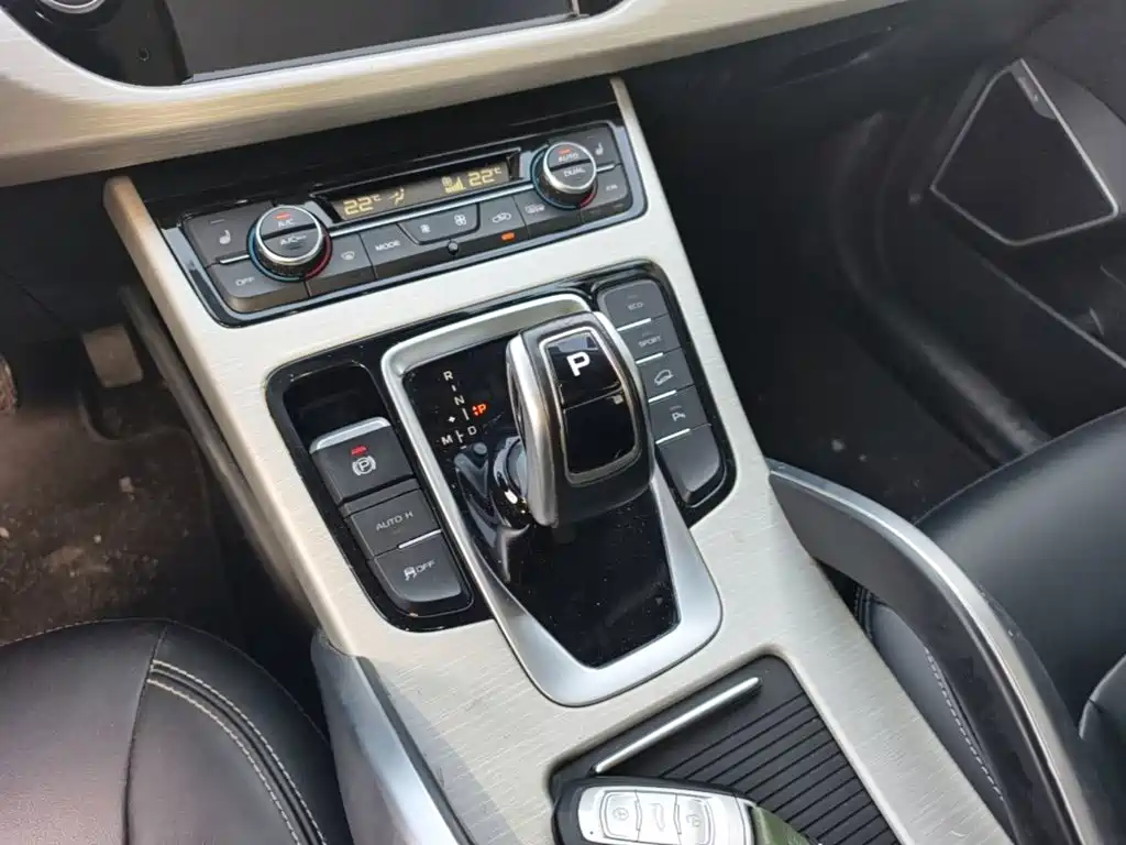 Geely Boyue — миниатюра 14