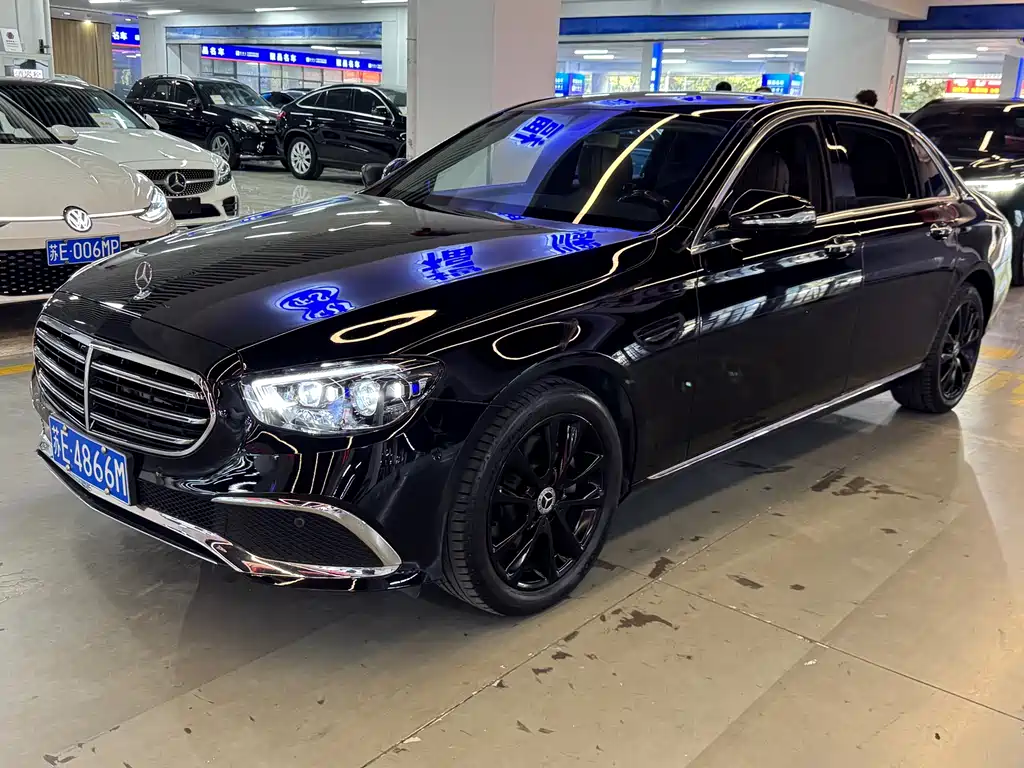 Mercedes-Benz E-Class — миниатюра 2