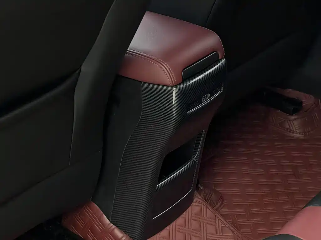 GEELY AUTOMOBILE BINYUE