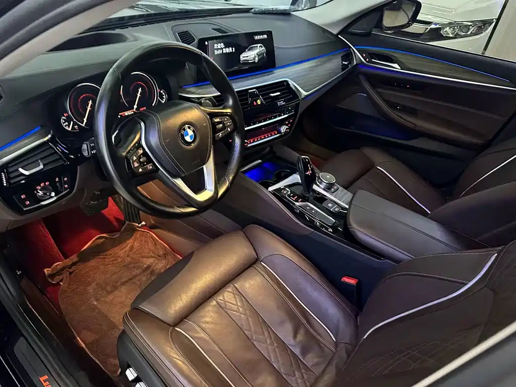 BMW 5 Series — миниатюра 5