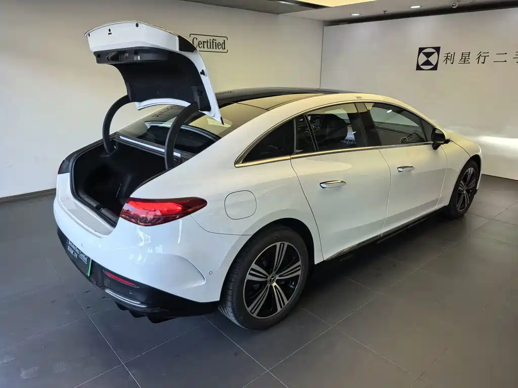 Mercedes-Benz EQE — миниатюра 8
