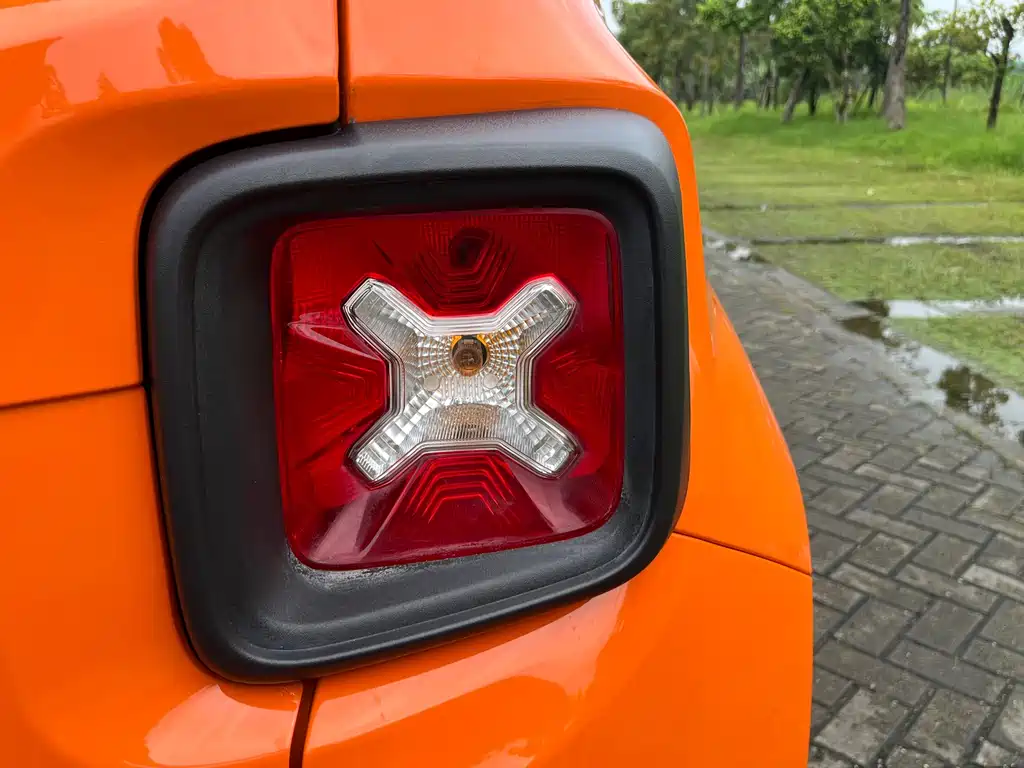 Jeep Renegade — миниатюра 15