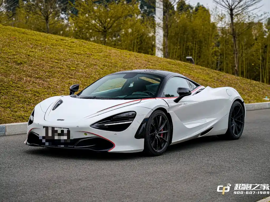 MCLAREN  720S