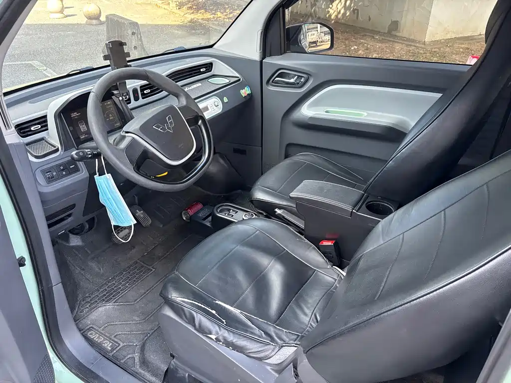 Wuling MINIEV — миниатюра 4