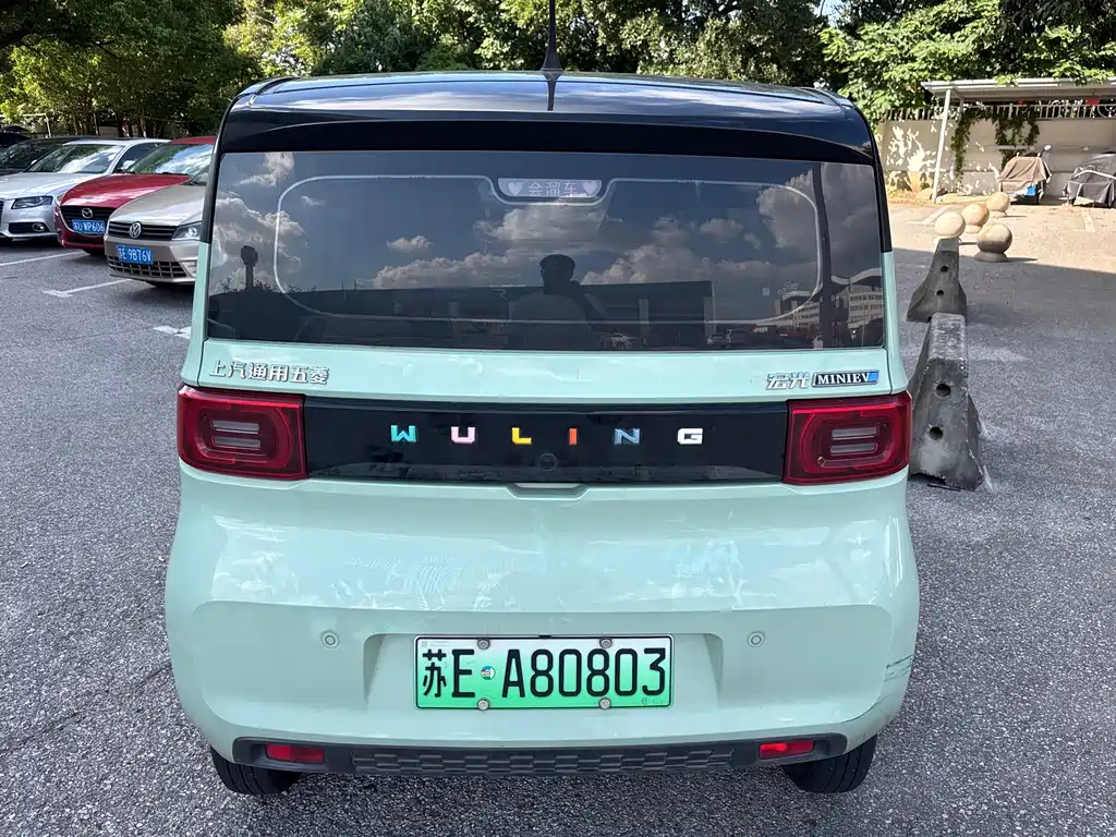 Wuling MINIEV — миниатюра 7