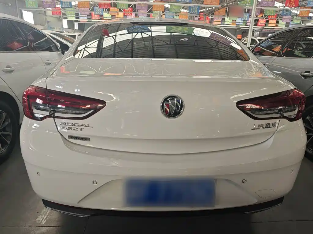 Buick Regal — миниатюра 6