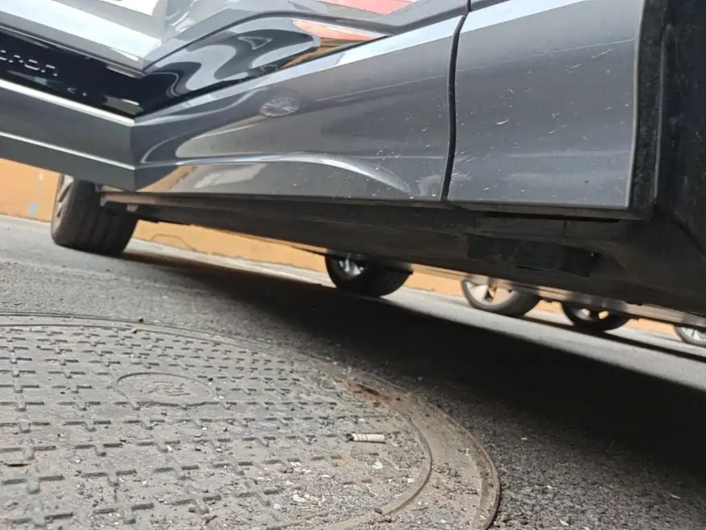Audi Q6L e-tron — миниатюра 21