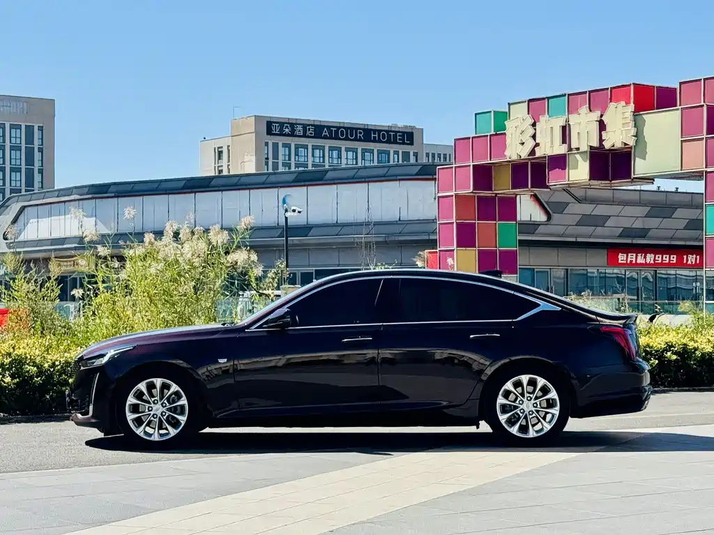 Cadillac CT5 — миниатюра 3