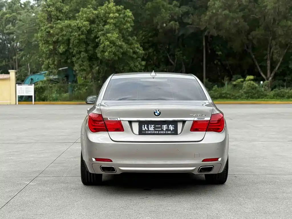 BMW 7 Series 7 2009 740Li Lead