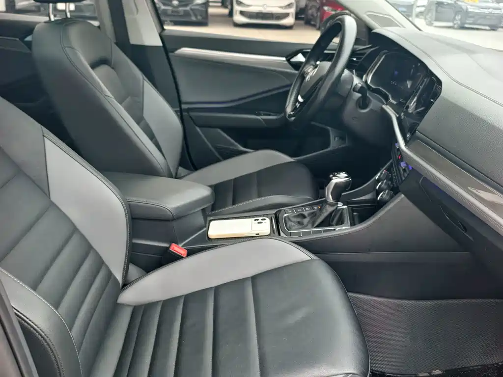 Volkswagen Sagitar — миниатюра 8