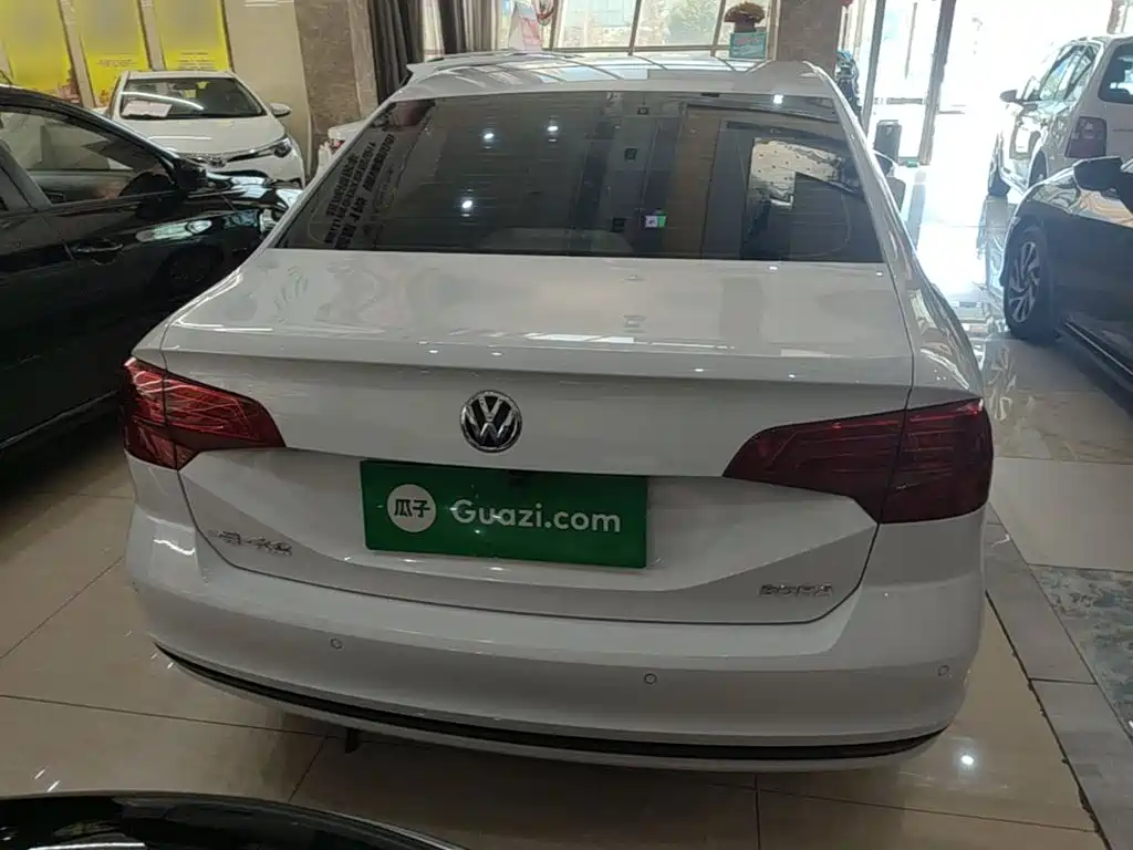 Volkswagen Bora — миниатюра 6