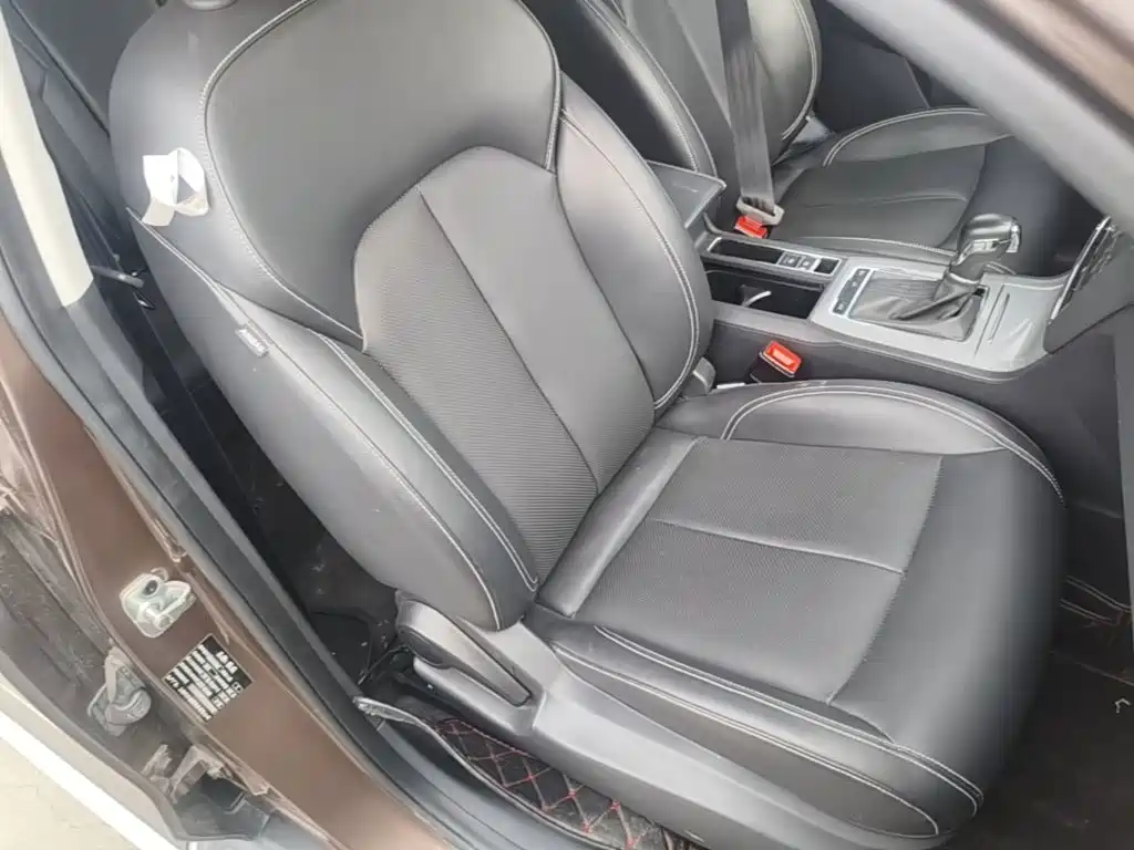 Roewe RX5 — миниатюра 25