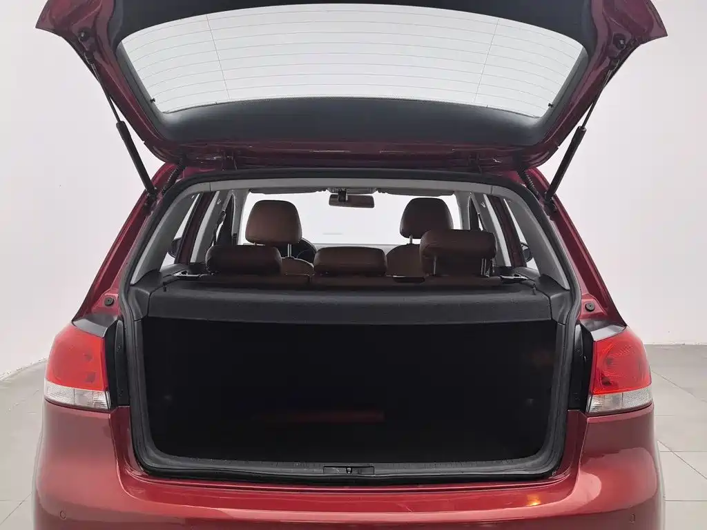 Volkswagen Golf — миниатюра 16