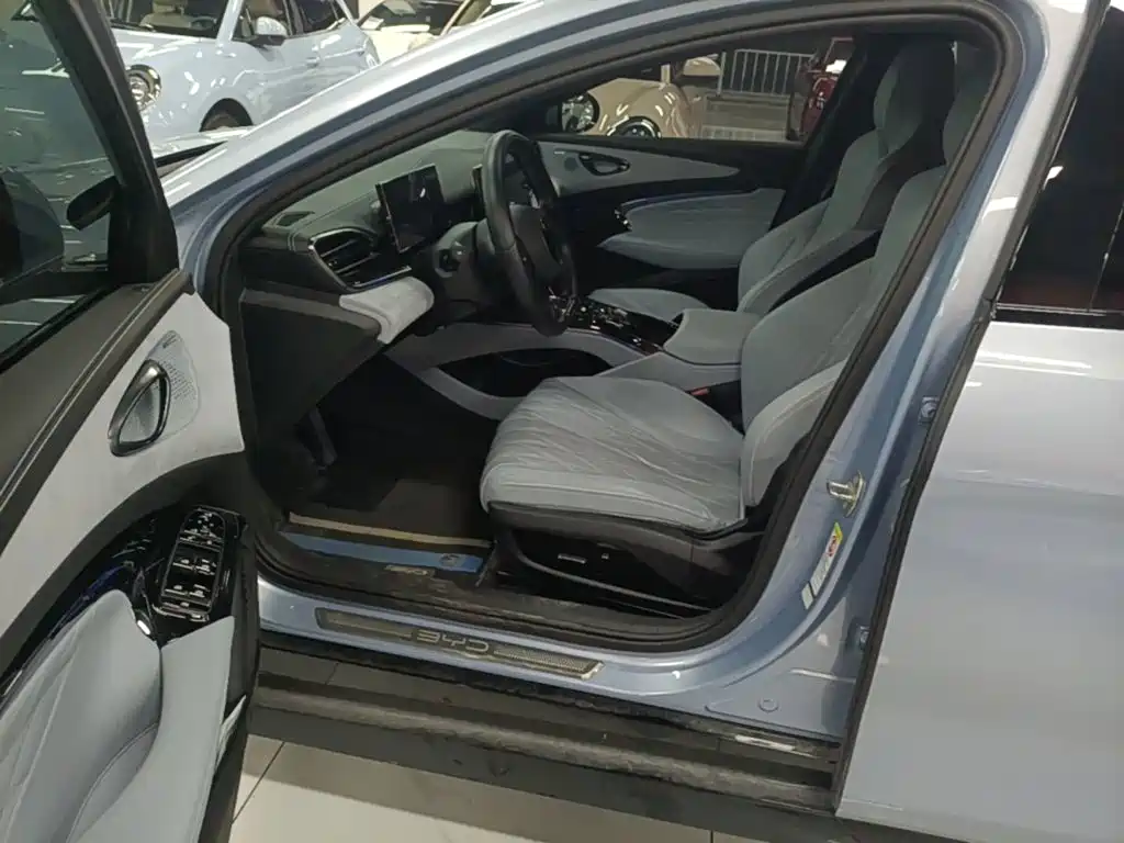 BYD Seal — миниатюра 15