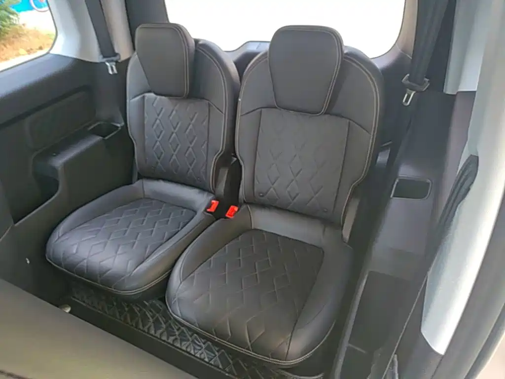 Baojun KiWi EV — миниатюра 17