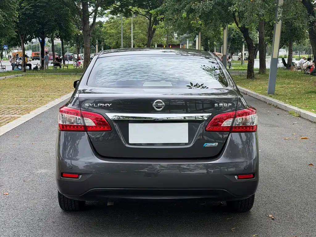 Nissan Sylphy — миниатюра 5