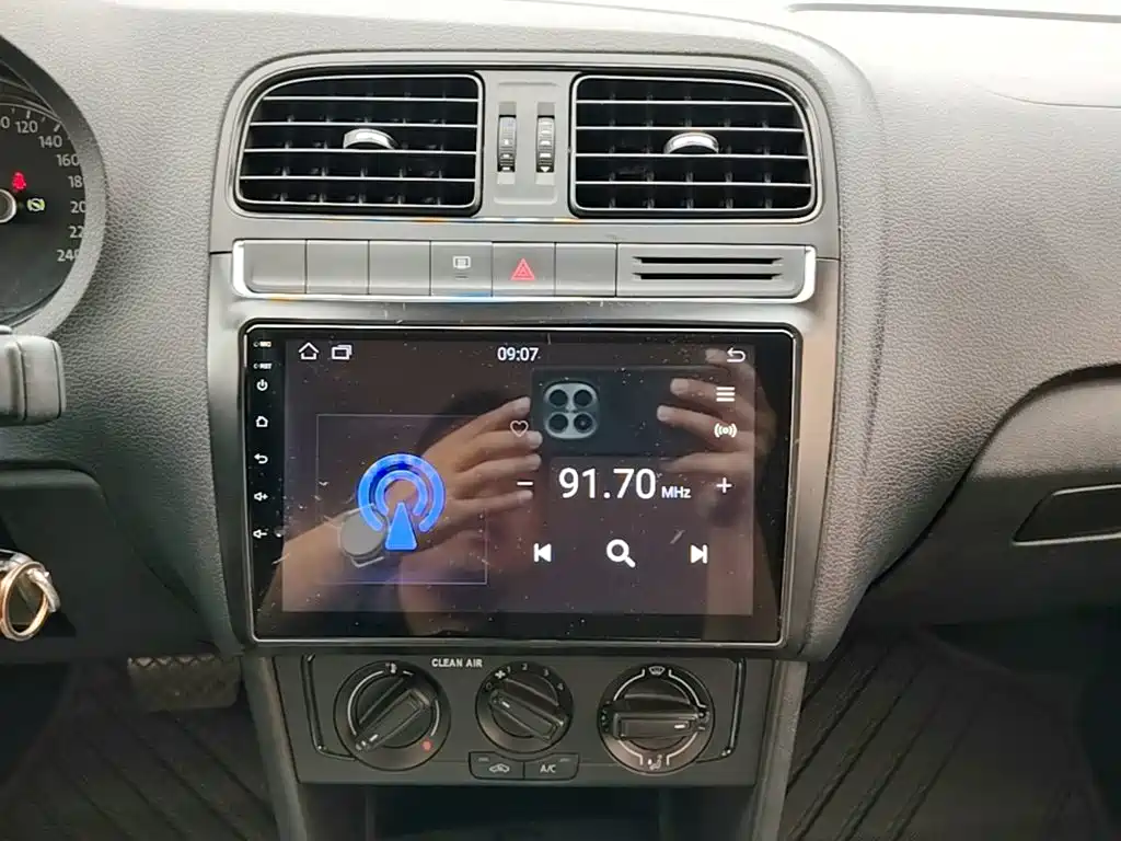 Volkswagen Polo — миниатюра 13