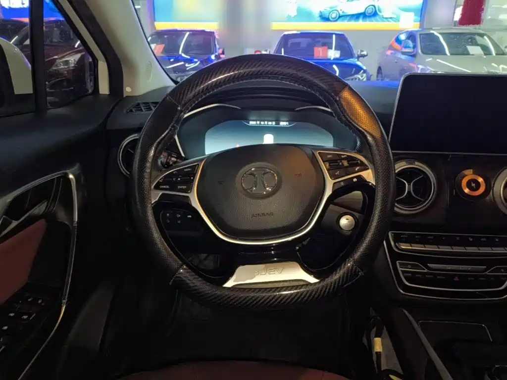 BAIC EU5 — миниатюра 10
