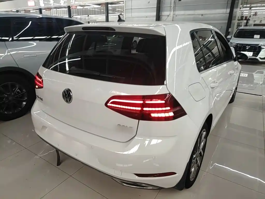 Volkswagen Golf — миниатюра 7