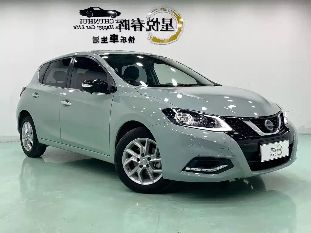 Nissan Tiida — миниатюра 3