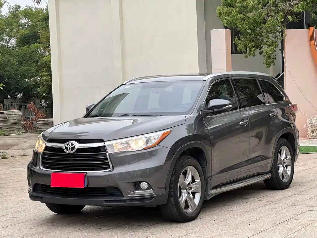 Toyota Highlander — миниатюра 2