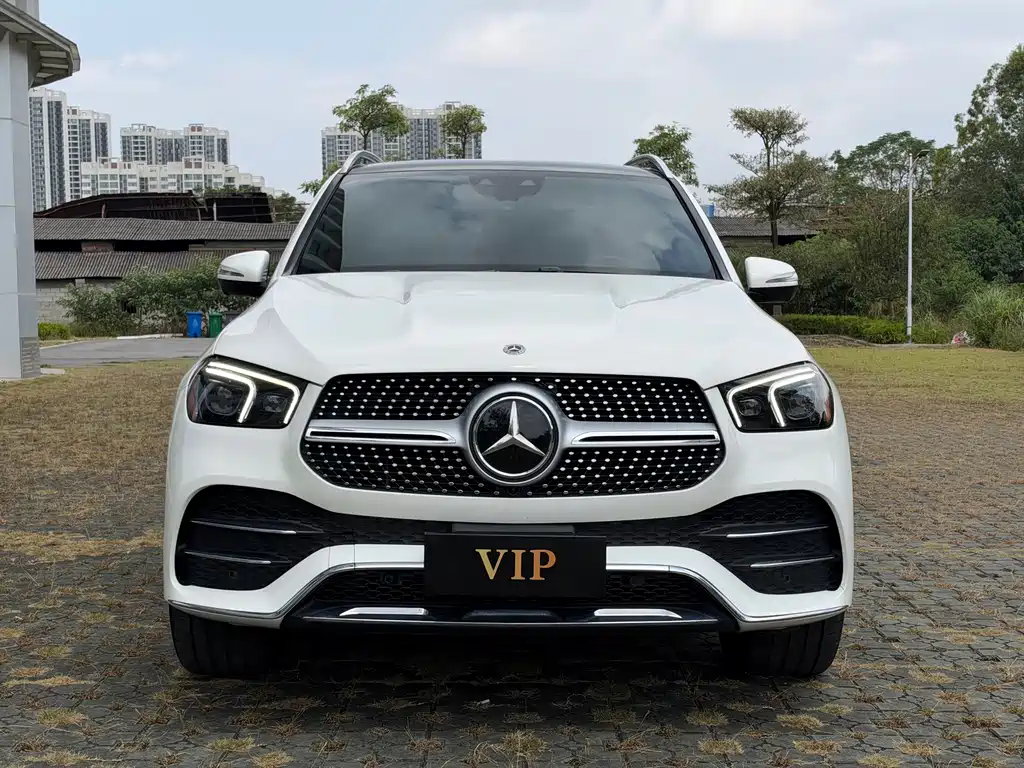 Mercedes-Benz GLE (Import) — миниатюра 2