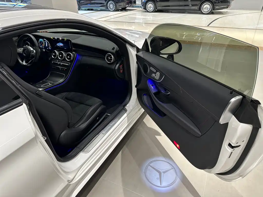 Mercedes-Benz C-Class (Import) — миниатюра 7