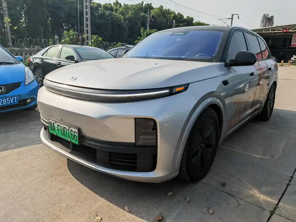 Li Auto Li L7 2024