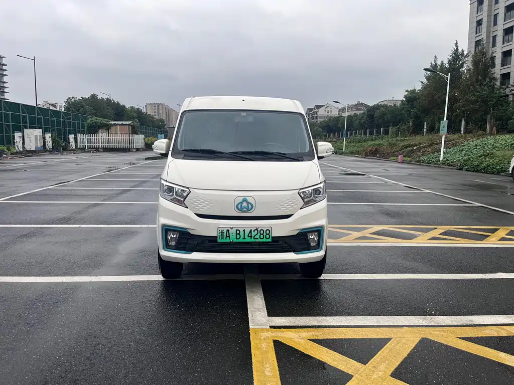 Kuayue Kuayue Star V7 EV — миниатюра 2